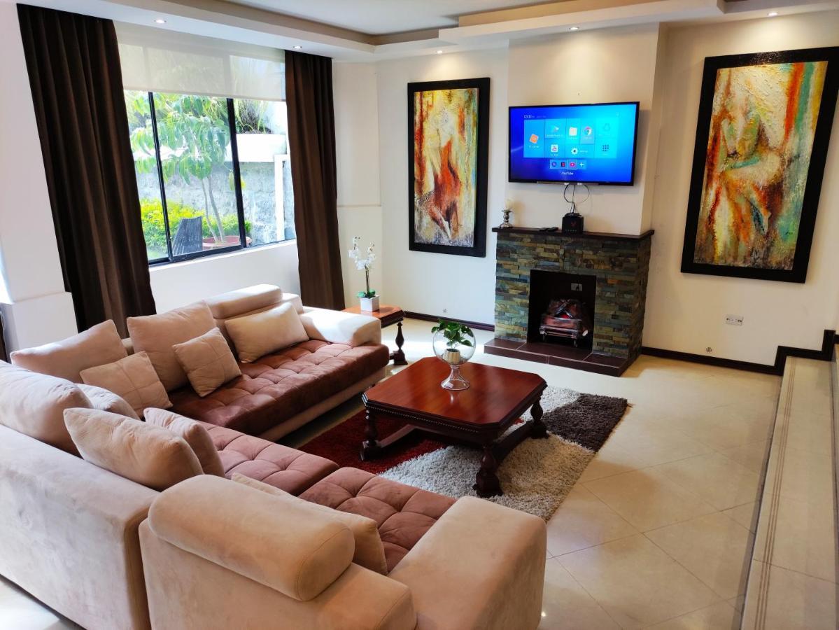 Hospedaje En Quito Norte, Apartamento & Suite Independientes Exterior foto